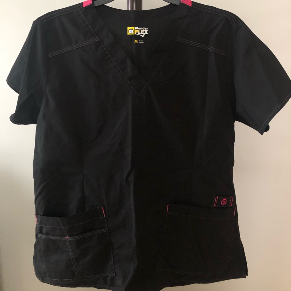 WonderWink WonderFLEX Verity V-Neck Top
